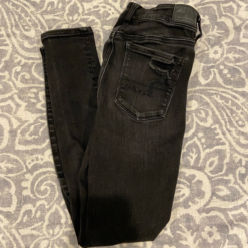 Women’s American Eagle Black Ripped Jeans